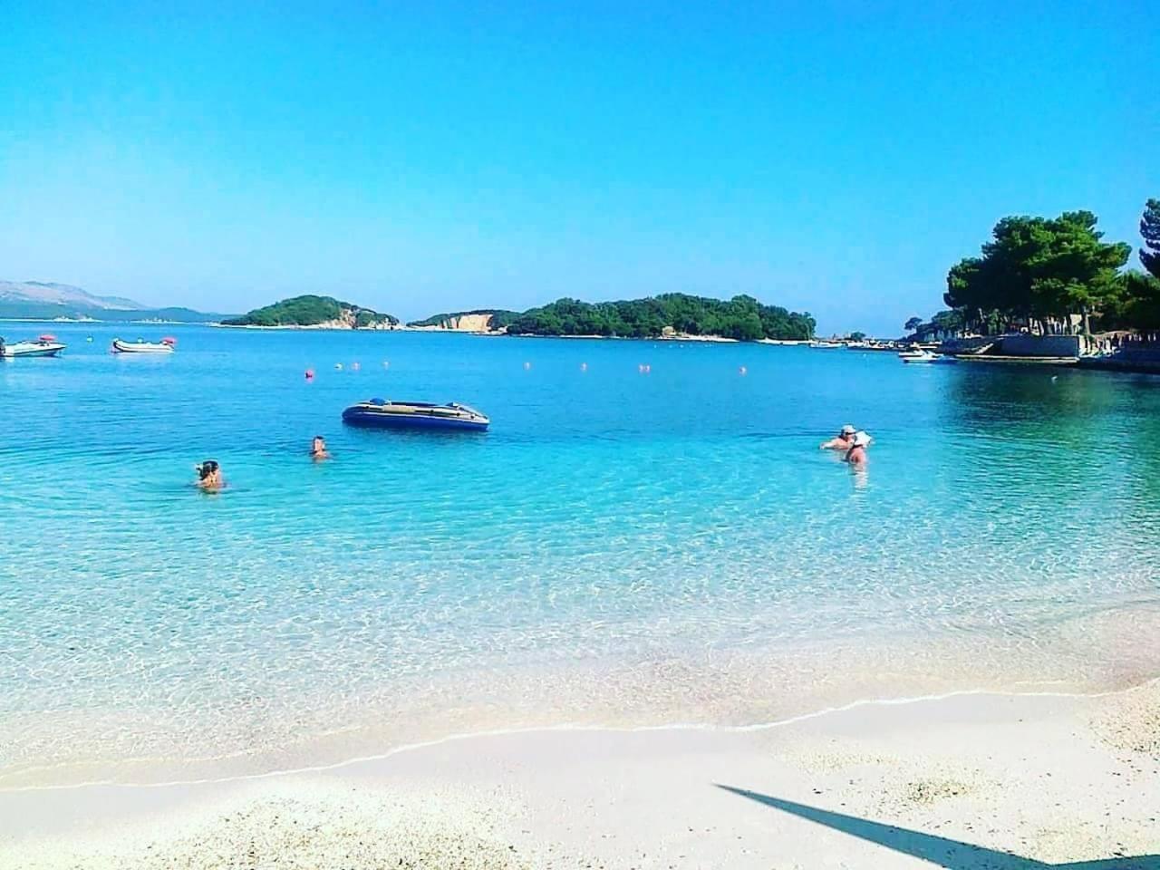 Guesthouse Siars Ksamil Dış mekan fotoğraf